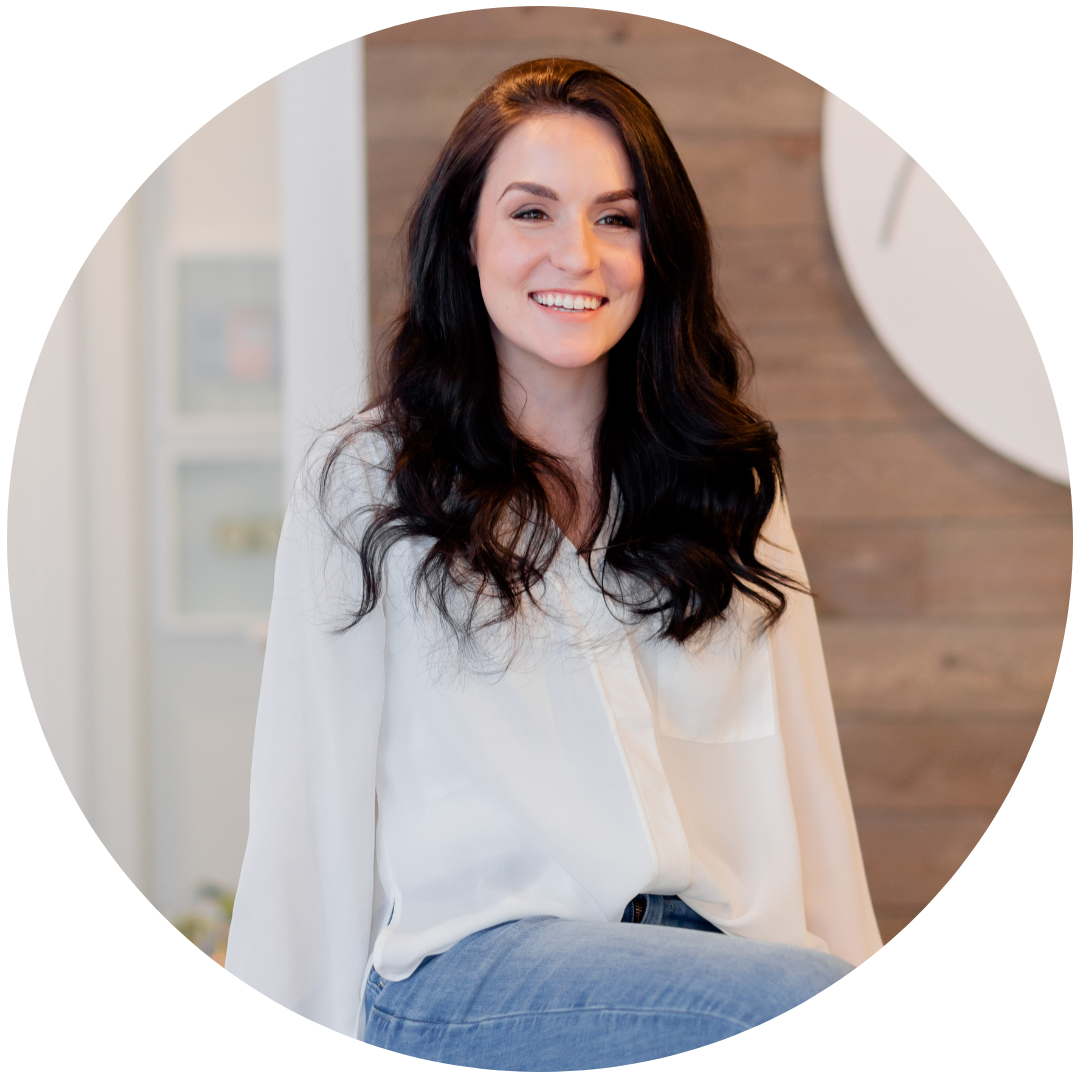 Lexi Hays Licenced Esthetician, Oncology Facial and Skincare trained and certified. Pittsburgh's most experienced YUMI Lash Lift Artist. Dermaplaing specialist. Microchannelling, Custom Facials, Microneedling, Diamond Glow Dermalinfusion, PCA Professional, PCA Skin Chemical Peels.