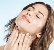 Load image into Gallery viewer, Kale Water Weightless Moisturizer
