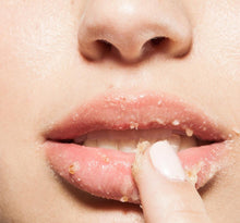 Load image into Gallery viewer, Strawberry Wine Lip Kit
